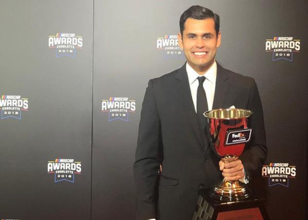 Galard&oacute;n a Luis Michael D&ouml;rrbecker en Charlotte como campe&oacute;n de NASCAR FedEx Challenge