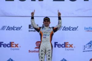 Consuma Abraham Calder&oacute;n tricampeonato de Tractos y cierra el a&ntilde;o con triunfo en NASCAR PEAK