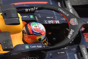 Finalizan Sergio P&eacute;rez y Max Verstappen tercer d&iacute;a del primer test F1 2022 en Barcelona