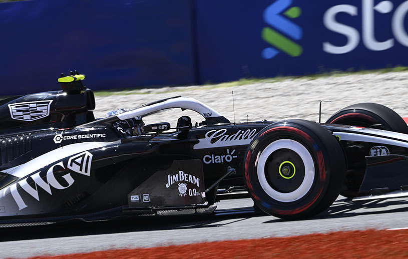 Completan Sergio Pérez y Valtteri Bottas prácticas de viernes en Spa-Francorchamps